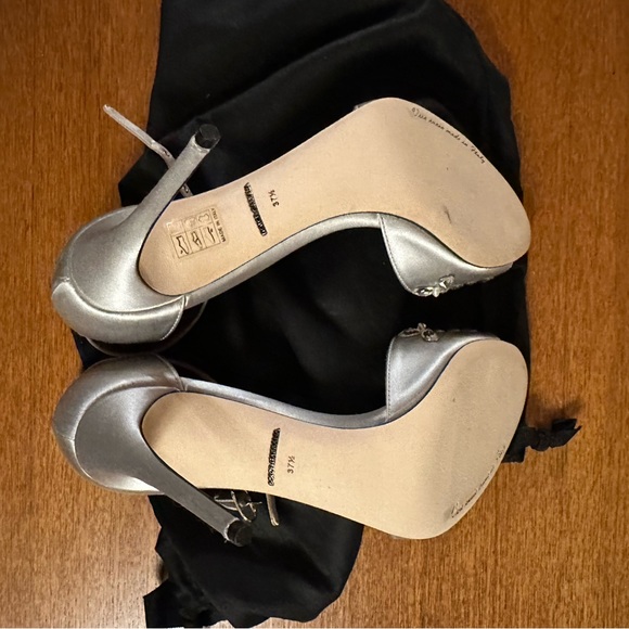 Gorgeous Dolce & Gabbana silver stiletto sandals size 7.5 - Picture 9 of 10